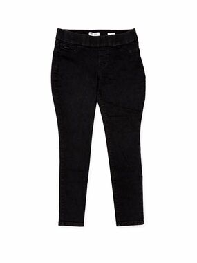 Nine West Heidi pull on cropped jeans. Size 8.